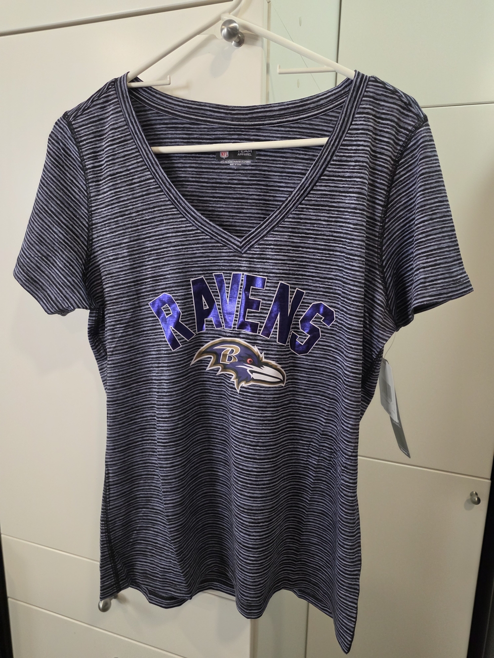 NWT Baltimore Ravens NFL Team Apparel Black Striped V-Neck T-Shirt Women's L
